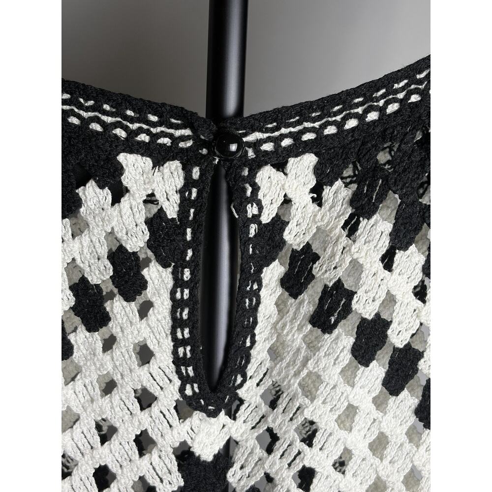 Halogen Black and White Chevron Sleeveless Knit Sweater Size Medium Casual Boho - Picture 3 of 7